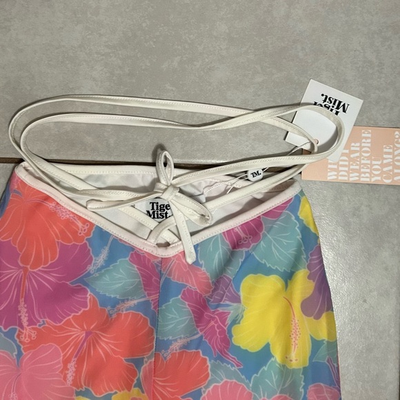 Tiger mist esta pant floral - Picture 2 of 5